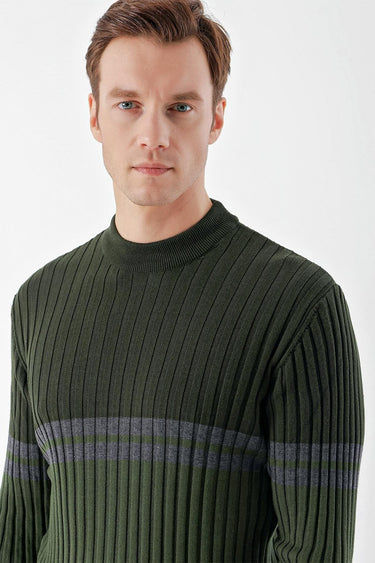 Man wearing a ribbed khaki green crew neck sweater with grey chest stripes
