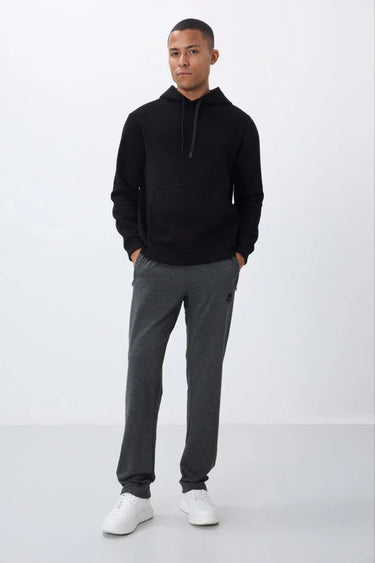 Tommy Life Men’s Classic Leg Slim Sweatpants