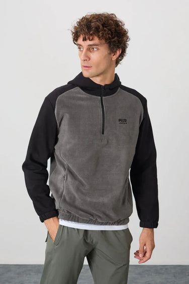 Melange Standard Fit Men’s Fleece Sweatshirt