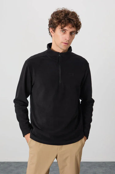 River Stand Collar Men’s Fleece Sweatshirt