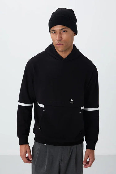 Cotton Thick Fleece-Lined Comfort Fit Men’s Sweatshirt