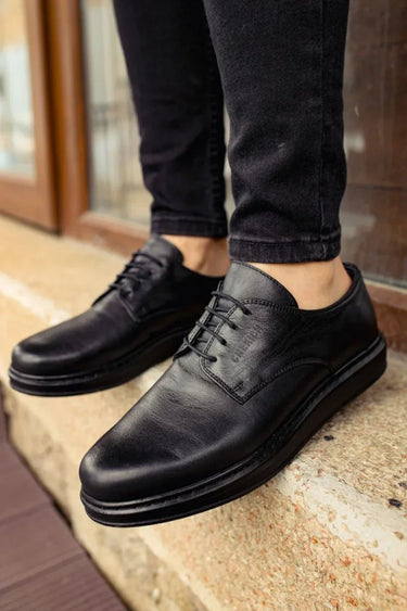 Classic Leather Men's Sneakers Black