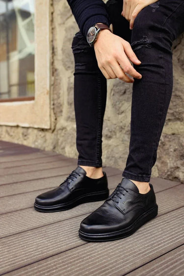 Classic Leather Men's Sneakers Black