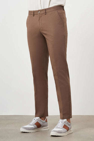 Morven Men's Coffee Summer Cotton Side Pocket Dynamic Fit Chino Trousers