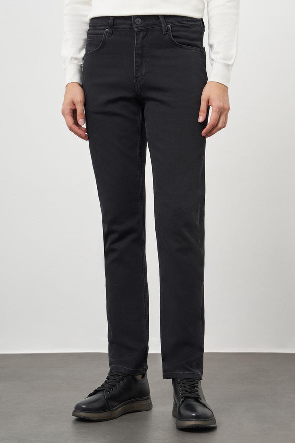 Morven Men's Black Denim 5-Pocket Dynamic Fit Jeans