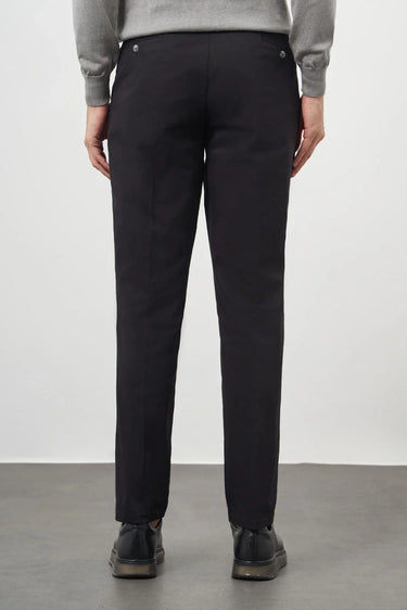 Morven Men's Black Dynamic Fit Chino Pants