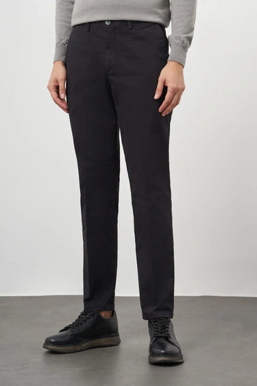 Morven Men's Black Dynamic Fit Chino Pants