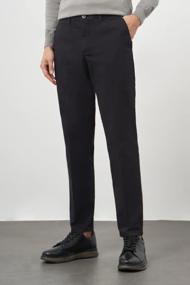 Morven Men's Black Dynamic Fit Chino Pants