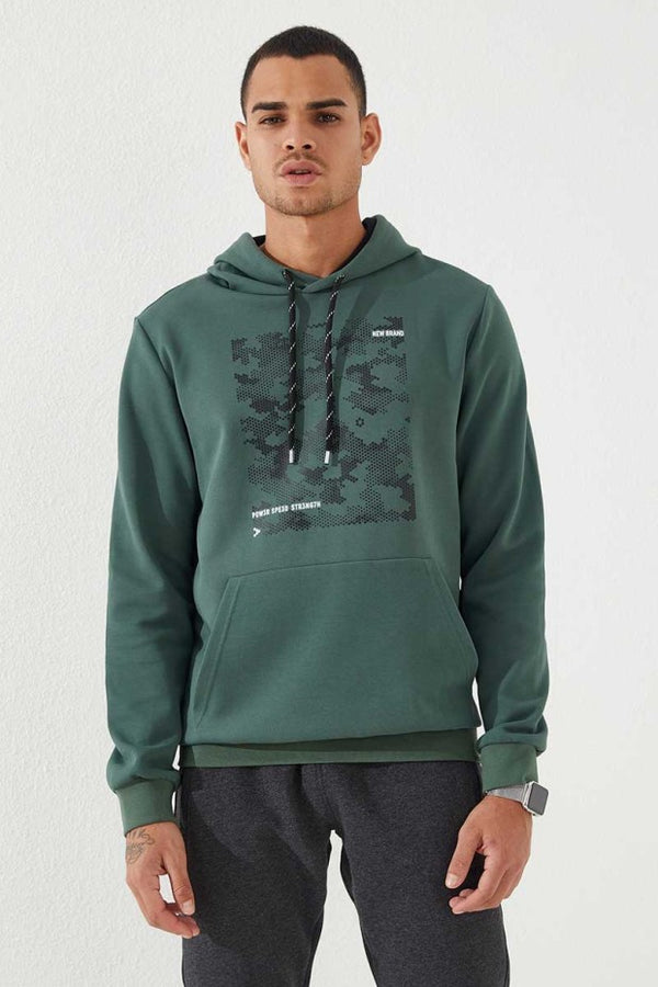 TOMMYLIFE Men's Standard Fit Hooded Sweatshirt with Camouflage Print